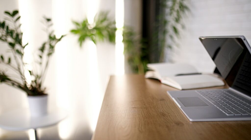 Contract Recruiters Facing the Admin Workflow Problem