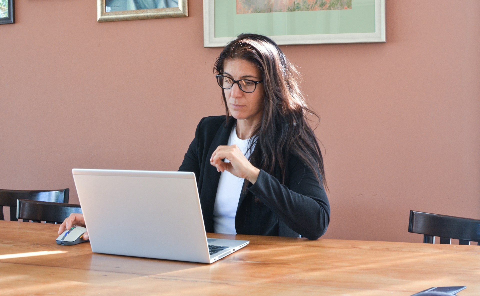 How Agentic AI Eliminates Admin Work in Enterprise Recruitment